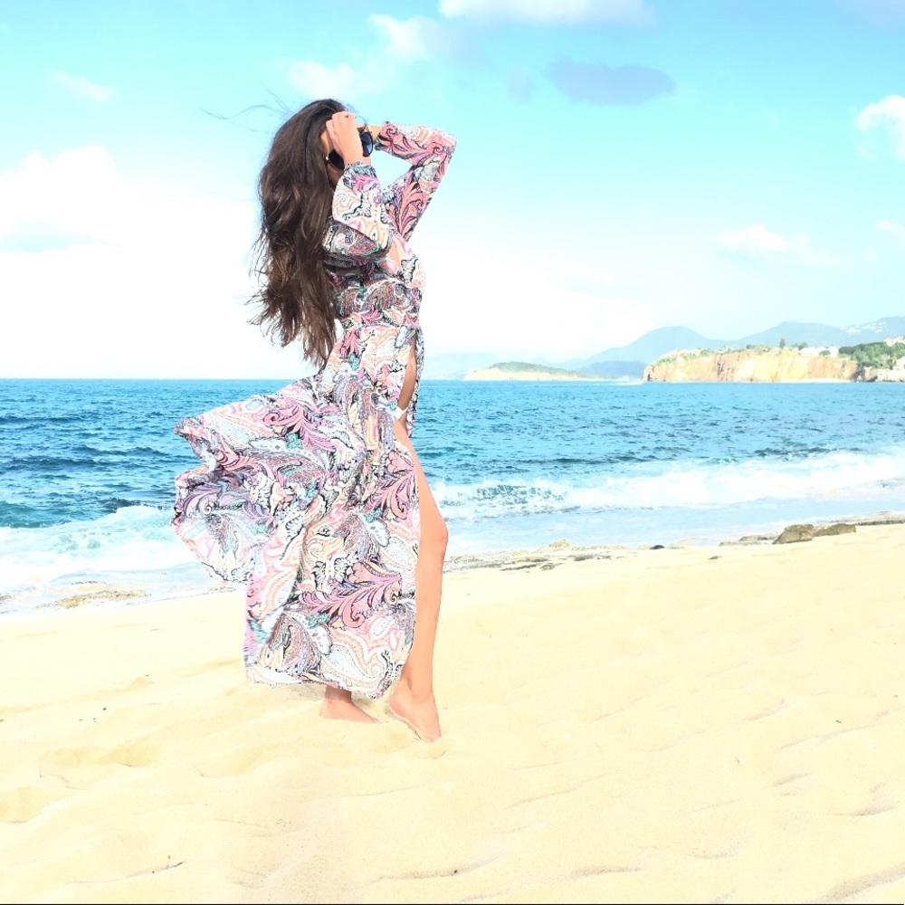 VICTORIA’S SECRET BEACH DRESS